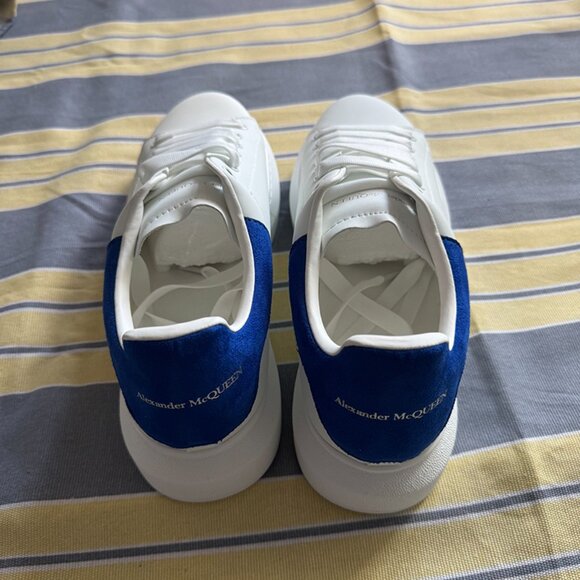 Alexander Mcqueen Oversized Low-Top Sneakers - Picture 5 of 11